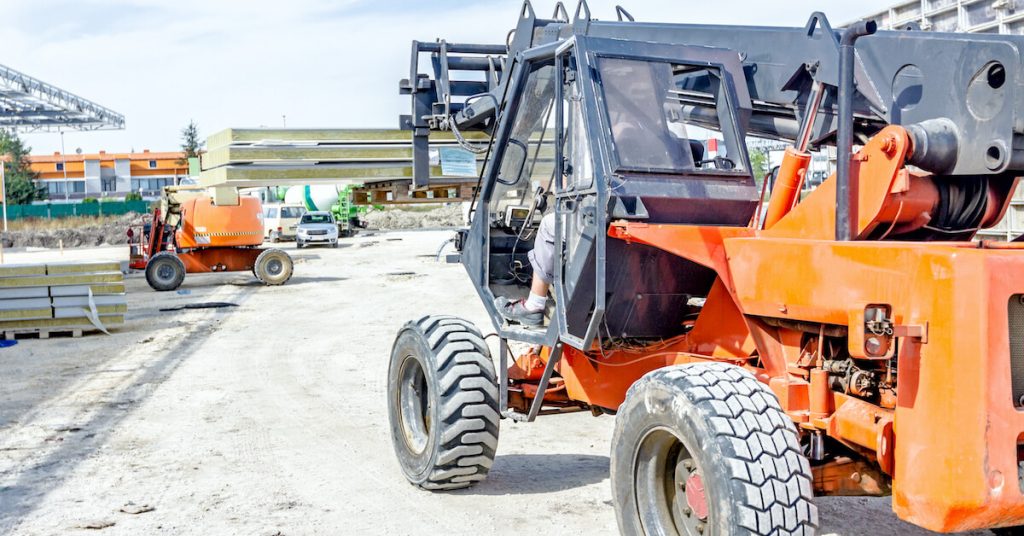 5 Types of Forklift and Theirs Uses In The Workplace