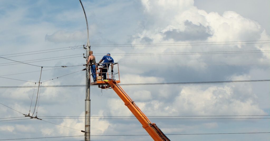 Is a Working at Heights Ticket Mandatory